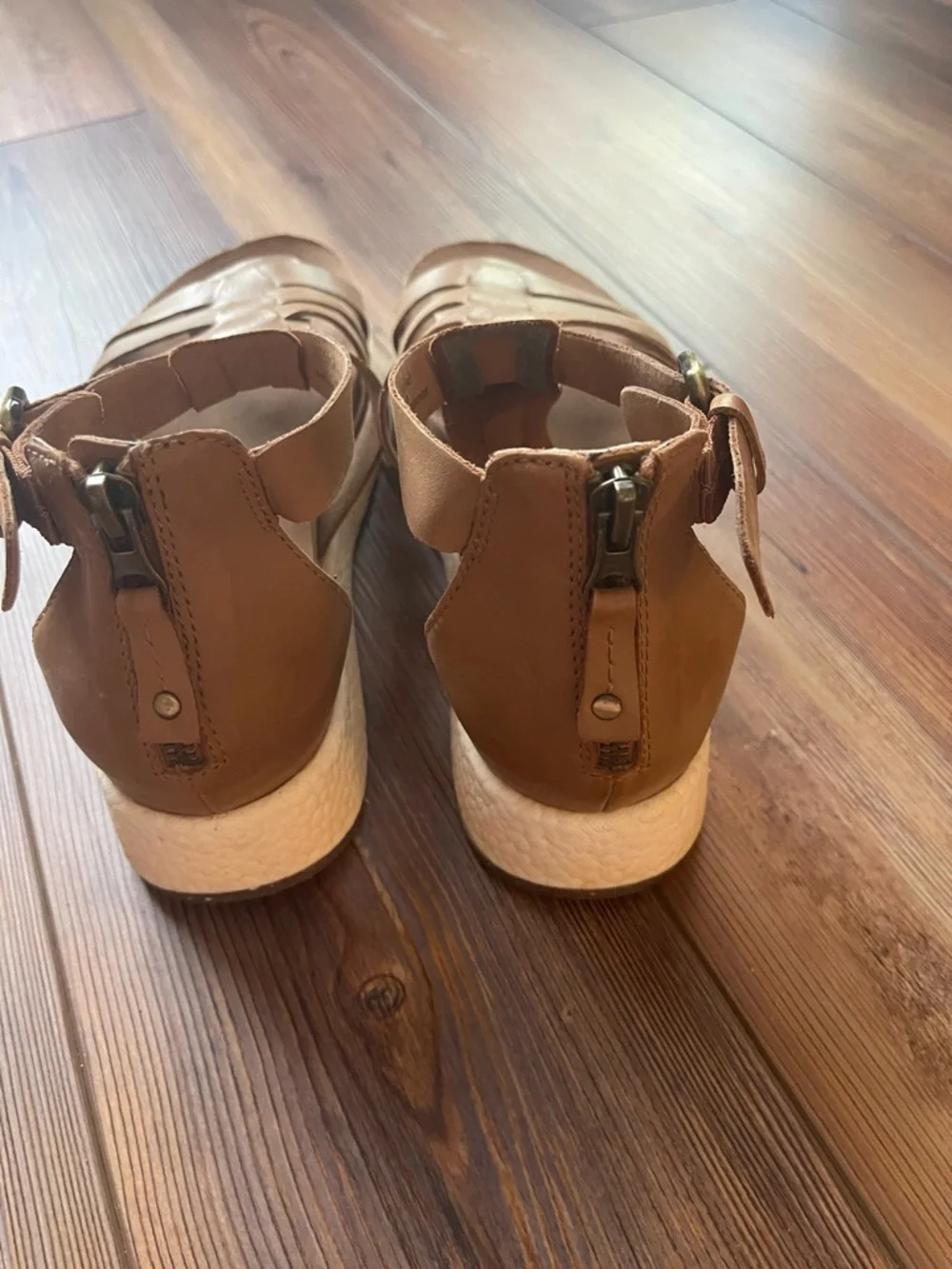 OTBT Women's Brown Woven Ankle-Strap Platform Sandals - Picture 5 of 6
